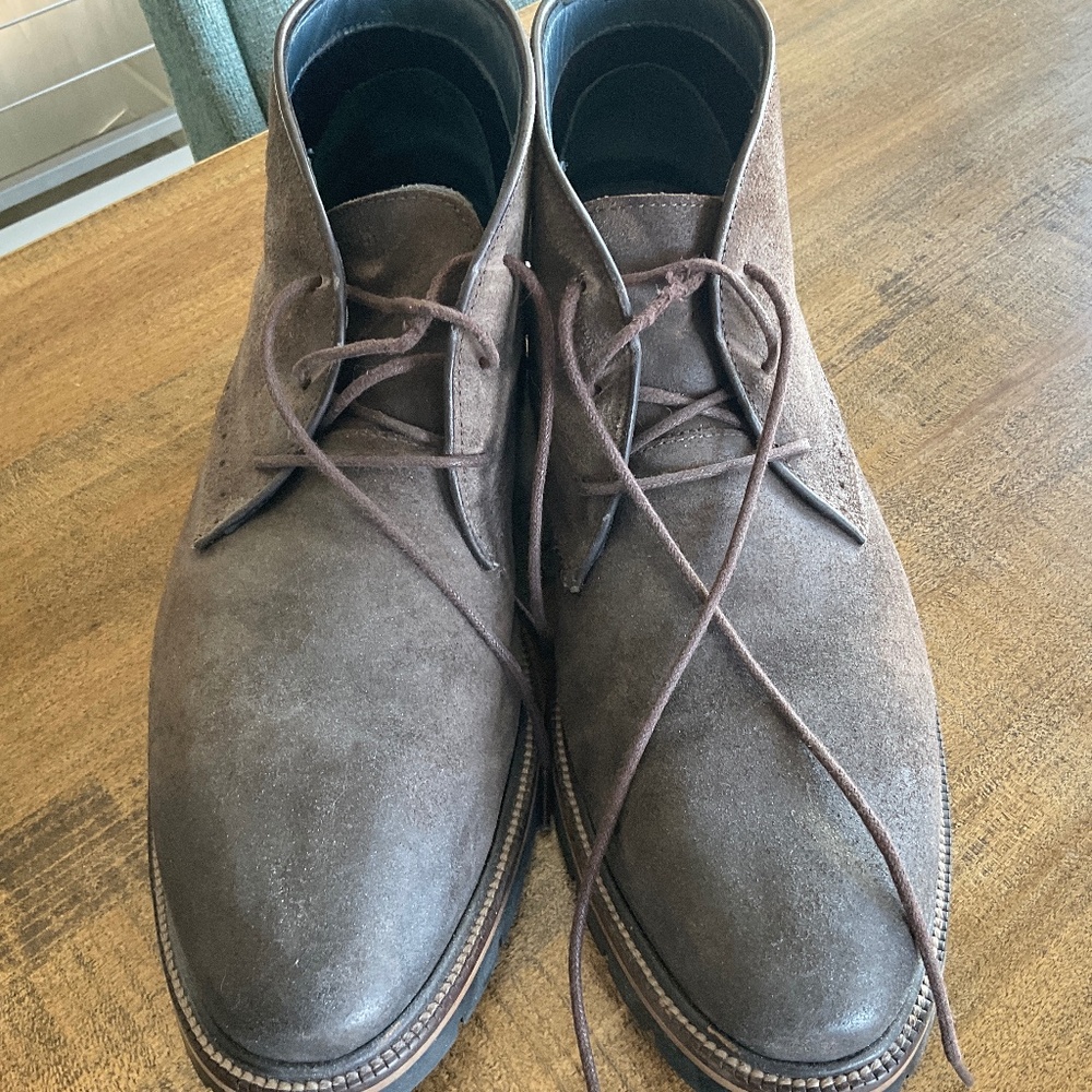 Johnston & Murphy chukka boots